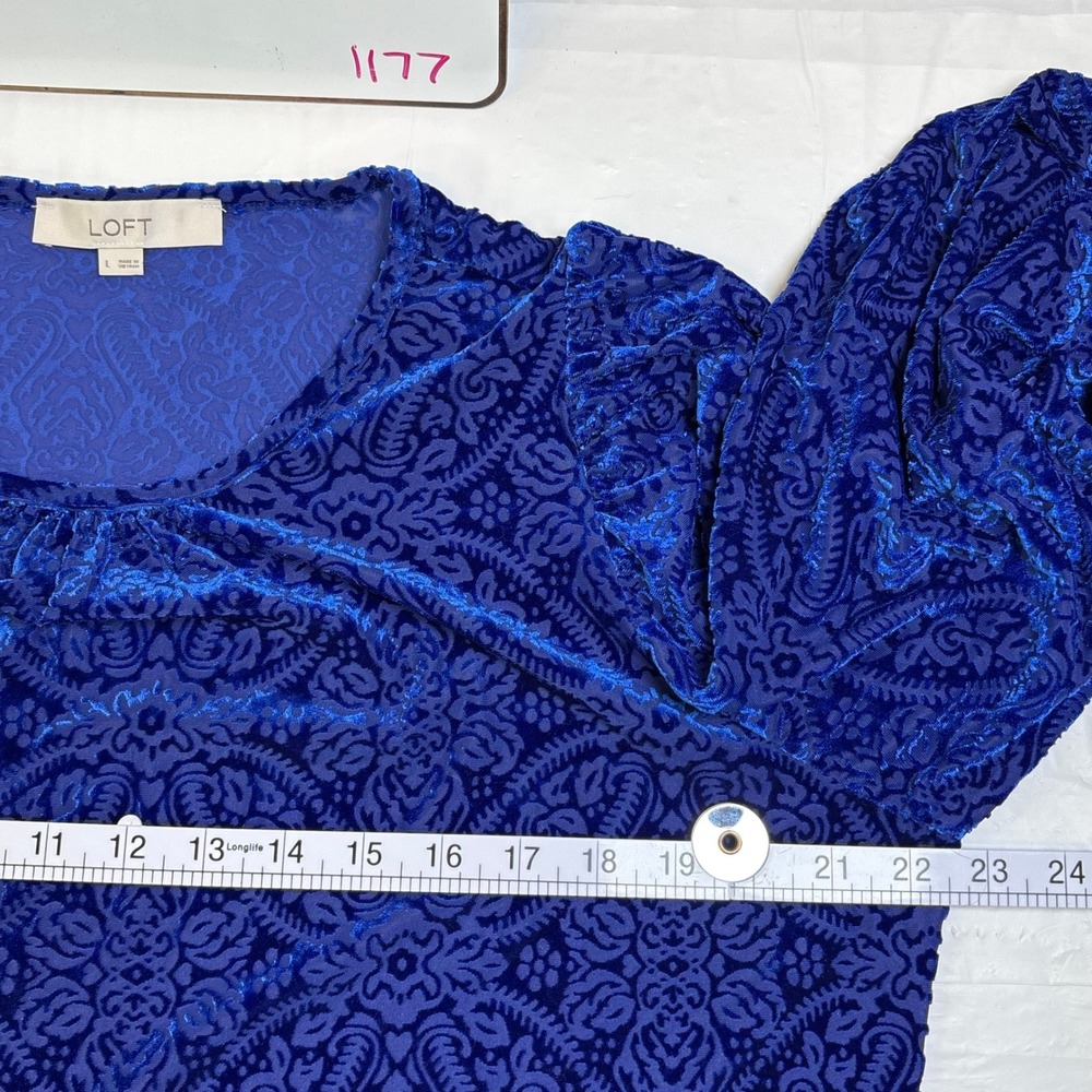 LOFT Royal Blue Velvet Burnout Damask Balloon Sleeve Blouse Top Large - Picture 9 of 11